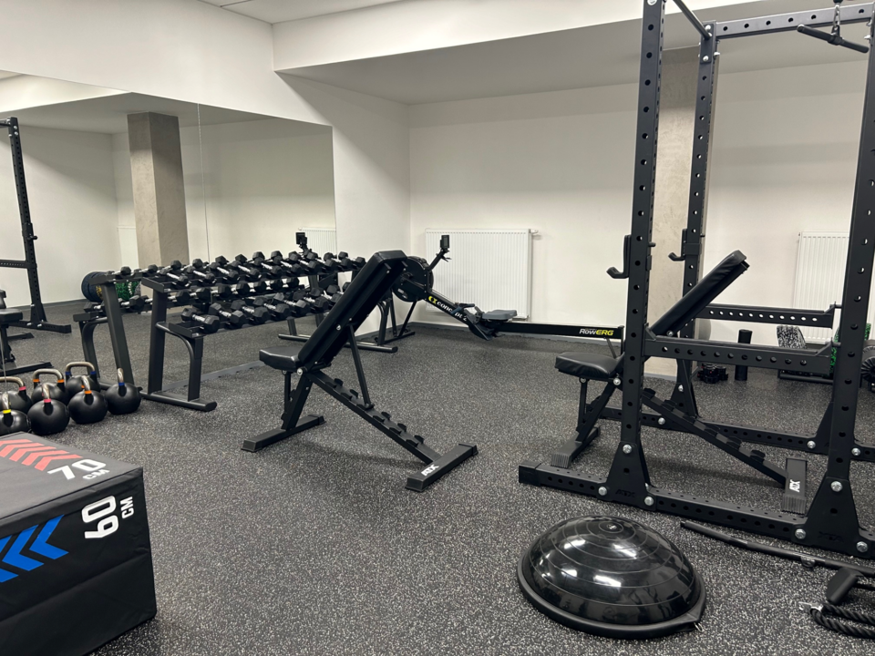 Fitness vč. kardio zóny